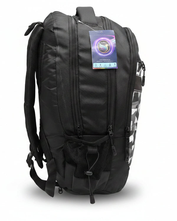 Atlantis 30L Backpack with Raincover 💦